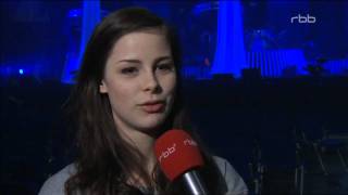 22 rbb Aktuell  Interview mit Lena MeyerLandrut vor dem Berlin Konzert [upl. by Lazes]