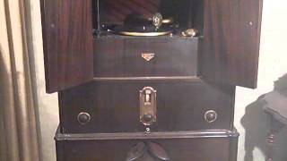 NATHAN GLANTZ  CAROLINA IN THE MORNING  ROARING 20S VICTROLA RADIOLA [upl. by Colman127]