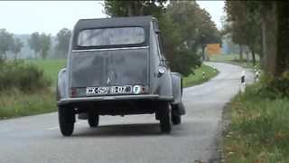 Citroen 2CV AZ 1959 Ankurbeln und Fahren [upl. by Sheaff]