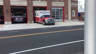 Milford CT Fire Medic 2 Responding [upl. by Tyrus]