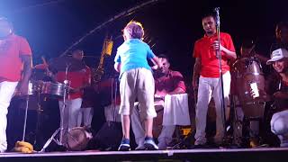 Niño Bailando Punta y Yancunu Con CHICAS ZAMBAT CARNAVAL DE VILLANUEVA 2017 [upl. by Nanor414]