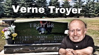 Famous Graves  Verne troyer [upl. by Anaer]