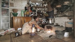 Hujan Deras Mengguyur Saat Buka Puasa Di Kampung Tanpa Listrik dan Gas  In Village Simple life [upl. by Nodle]