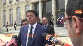 RENZI A PARIGI IL FRANCESE ANCORA PIU INCERTO DELLINGLESE 300814 [upl. by Ycniuqed]