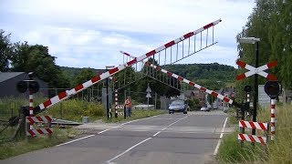 Spoorwegovergang Wijlre  Dutch railroad crossing [upl. by Nitsew]