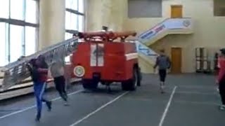 15 Secondes avec des Pompiers à lentrainement A VOIR [upl. by Nana]