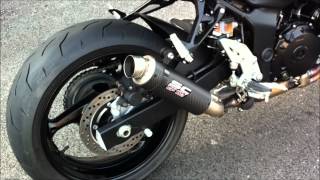 SCPROJECT GP M2  SUZUKI GSR 750 [upl. by Siana]