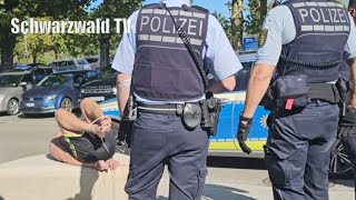 🚨🚔 Renitenter Badegast verletzt mehrere Polizisten im Laguna Badeland in Weil am Rhein 15092024 [upl. by Lamberto126]