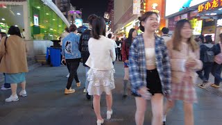 ChangSha 4K街拍中國長沙步行街，感受最繁華的地攤經濟，4k walk china，Nightlife，Street walk  Walking Chinese girl 2023 [upl. by Darelle852]