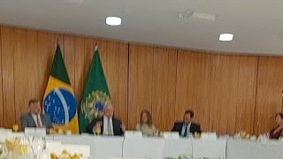 Assista Coletiva de Lula a comunicadores [upl. by Tigdirb205]