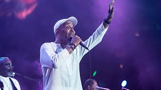 Atlanta mayor honors singer Maze founder Frankie Beverly [upl. by Jone]