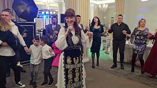 Ionela Anghel Popa🎵 live 🎵 Botez Adela Maria 🎵 Horă frumoasă [upl. by Zora744]