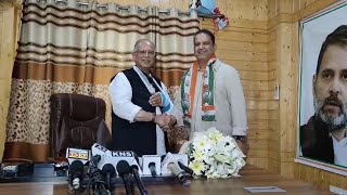 Former PDP chief spokesperson Suhail Bukhari joins Congress [upl. by Columbus175]