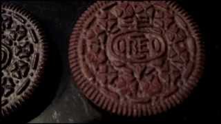 The Canadian Oreo Cookie Vs The American Oreo Cookie NationalChocolateDay [upl. by Auohs808]