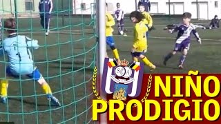 El niño prodigio que recuerda a Messi [upl. by Oirobil]