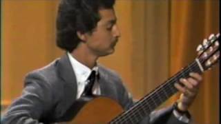 Fred Benedetti performs quotChaconnequot by JS Bach at Andres Segovia Masterclass in 1986 [upl. by Anwat273]