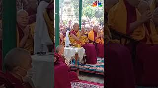 Spiritual Leader Dalai Lama Offers Prayers At Mahabodhi Temple In Bodhgaya  Dalai Lama  N18S [upl. by Yelloh]