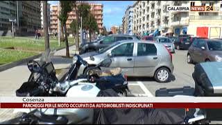 COSENZA PARCHEGGI MOTO OCCUPATI DA AUTOMOBILISTI INDISCIPLINATI [upl. by Veronica227]