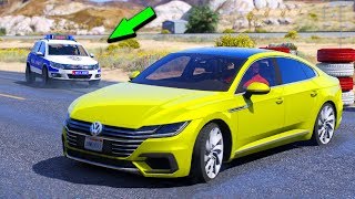 Volkswagen Ailesi Arabalar Polis Arabasından Kaçıyor  GTA 5 [upl. by Rhyne873]