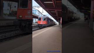 SBB quotHolcimquot Kesselwagen Zug beim Bahnhof Neuenhof [upl. by Nnaycart872]