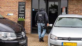 Miljoenenfraude bij verhuurbedrijf van luxe autos voor bruiloften FIOD doet inval in Deventer [upl. by Etterrag]