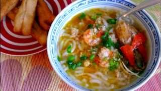 Bánh canh  Vietnamese Thick Noodle Soup Recipe  Helens Recipes [upl. by Annahsirhc]