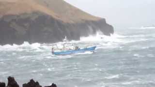 Hetjur hafsins Icelandic fishing vessels in heavy seas [upl. by Akerdna]