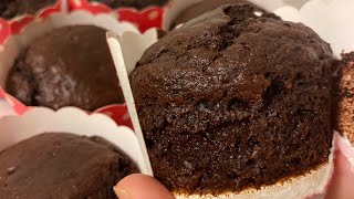 Chocolate moist fluffy muffins  muffins me qokollad dhe kokos [upl. by Leeanne]