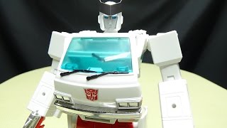 MP30 Masterpiece RATCHET EmGos Transformers Reviews N Stuff [upl. by Mcafee496]