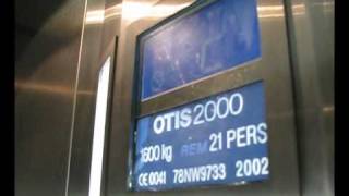 Tour of the lifts at the Bullring shopping center in Birmingham [upl. by Yrrek]