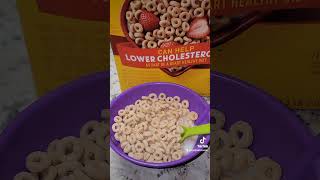 Cheerios Cereal for breakfast breakfast breakfasttime breakfastfood cereal yum foryou fyp [upl. by Initsed]