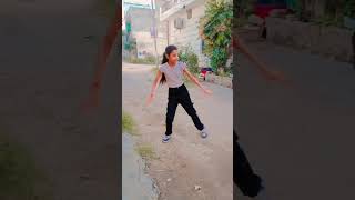 Dheere dheere naach Tudivyanshidance trendingshorts shortsvideo HELLO [upl. by Graehme229]