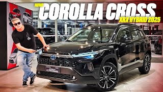 Novo Corolla Cross XRX 2025  HÍBRIDO GANHA FACELIFT FREIO ELÉTRICO E MELHORA INTERIOR E O ESCAPE [upl. by Aciretnahs]