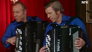 Arnstein Johansen amp Sverre Cornelius Lund  Novelty Accordion Erik Frank [upl. by Hendel]