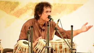 Radha amp Krishna Sawaal Jawaab by Ustad Zakir Hussain on Tabla [upl. by Rosanne]