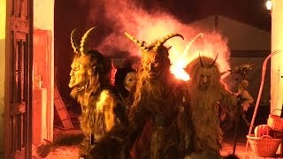 😈 Krampuslauf Hirschstetten Wien  Angst vor dem Krampus [upl. by Borden]