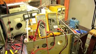 Repairing an R390A the Best Comm Receiver of the Tube Era Part 1 [upl. by Creighton358]