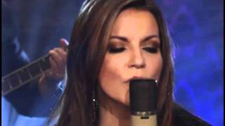 Martina McBride  Im Gonna Love You Through It [upl. by Jemina]