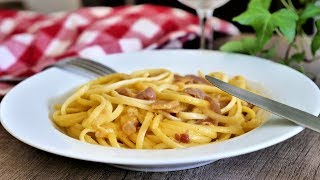 PÂTES à la carbonara  La véritable RECETTE traditionnelle italienne [upl. by Angelita965]