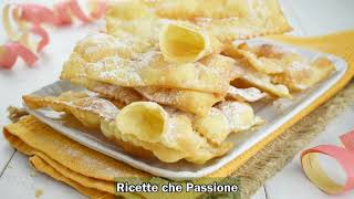 Chiacchiere di carnevale croccanti e bollose non unte  Ricette che Passione [upl. by Rosenkranz]