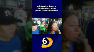 Aficionados de Sultanes llegan temprano por sus playeras Hawaianas al Estadio Mobil Super [upl. by Isleen]