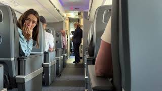 American Airlines Pilot Cancels Plane to Hawaii Twice and Passengers Applaud [upl. by Nesilla239]