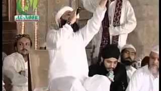 Muje Rang De  Bulbul e Madina Hazrat Owais Raza Qadri Sb  Mehfil Noor 2011 [upl. by Nihahs]