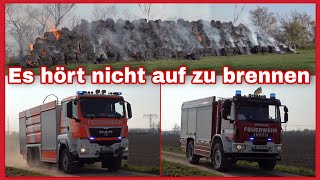 🔥Stundenlang BRENNT es⚠️Strohballenbrand in Leipzig🚒FEUERWEHR im Pendelverkehr🚨 [upl. by Sleinad]