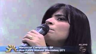 Fernanda Brum canta Pavão Pavãozinho na igreja Renascer SP [upl. by Leahcar]