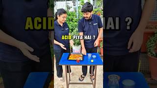 Mam ko Acid पिला दिया 🤫😱 Chemistry की जादूई TRICK से 😎 shorts science experiment funny viral [upl. by Aynos]