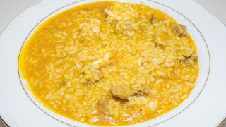 Arroz al pimentón dulce de la Vera con solomillo y langostinos [upl. by Bridge]