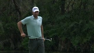 Geoff Ogilvy drops in a 25foot putt for eagle at OHL Classic [upl. by Adlei256]