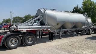 1992 Heil Pneumatic Dry Bulk Trailer [upl. by Elurd603]