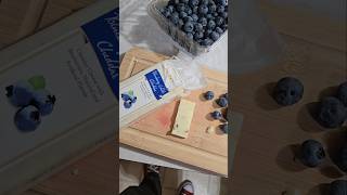 Great Midwest 🫐 Blueberry Cobbler Cheddar Cheese wisconsin bluberry cheddarcheese [upl. by Joh]